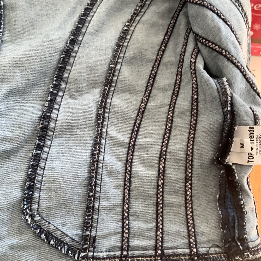 Jean Jacket - Picture 7 of 7